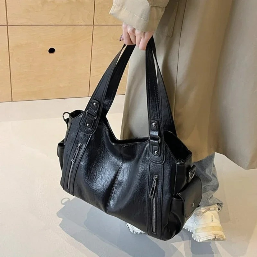 Isabella | Dakota Shoulder Bag
