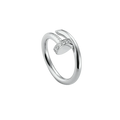 Handcrafted Rosa Ring made of gold-plated stainless steel, featuring a delicate floral design perfect for elegant occasions. - 3