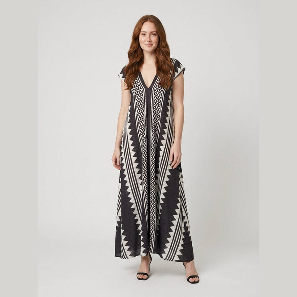 Breezy ethnic print maxi dress black