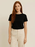 Elise everyday cotton tee black on model