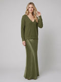 Satin Elegance set army green on blonde model